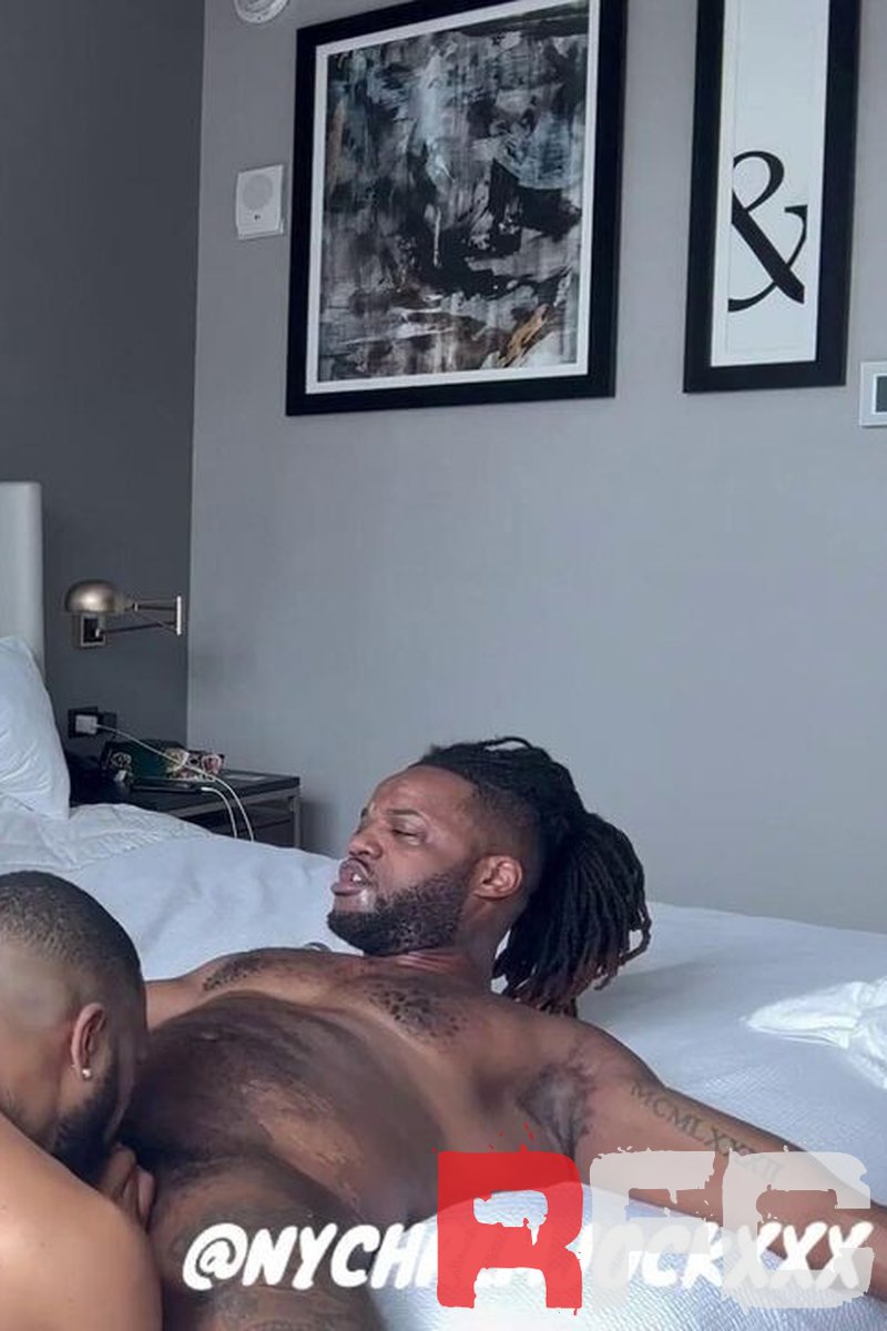 Daddy on Daddy - Screenshot 1 of 4 - Big Muscle Guys
