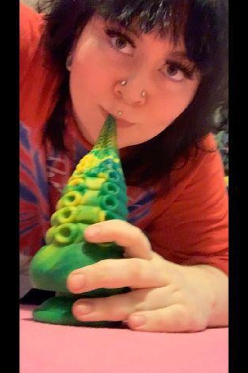 Tentacle BJ - Screenshot 1 of 4 - Blowjob