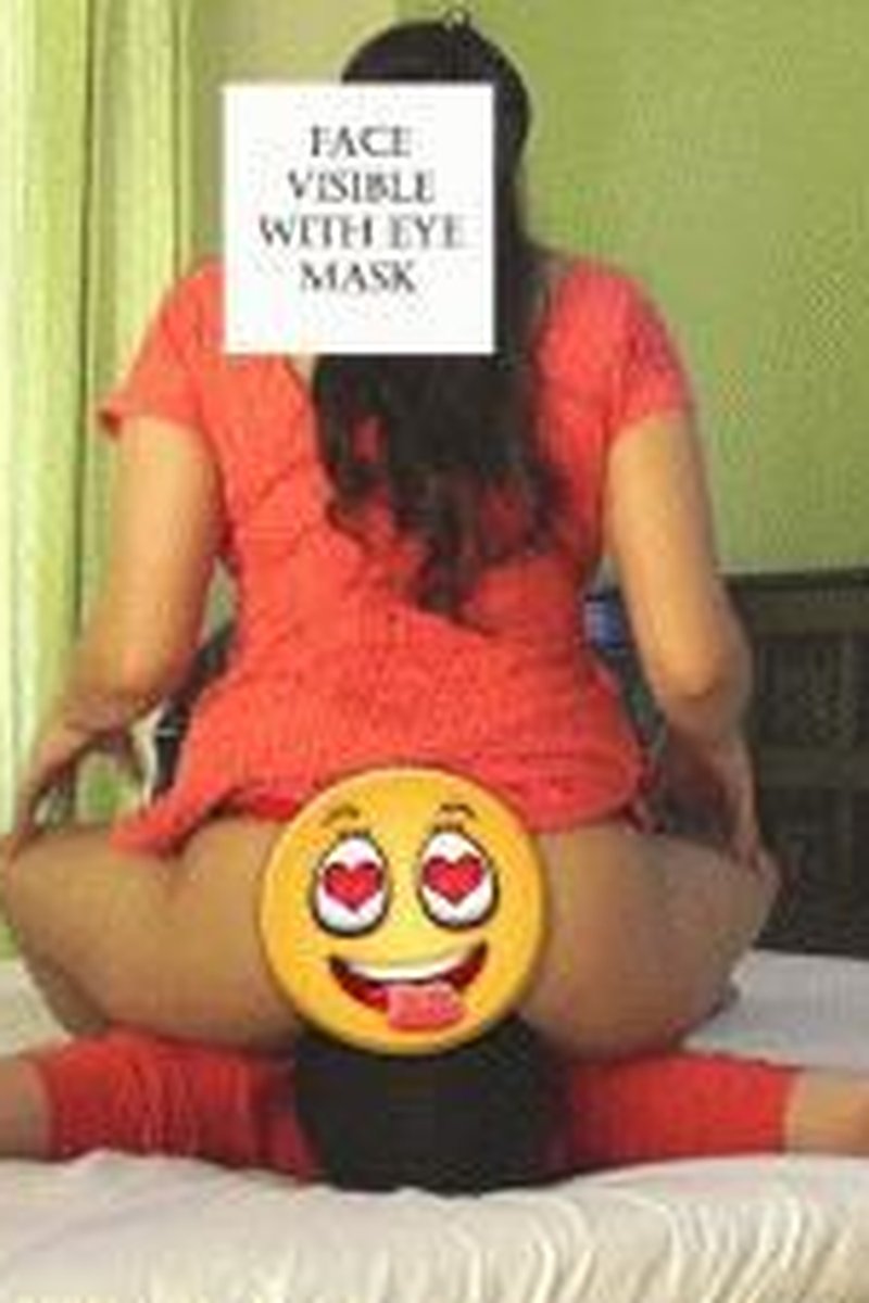 TP-iwantclipsindianmistressfemdom-indian-facesitting-in-thongs-boyfriend-caught-mixing-sex-pills-2