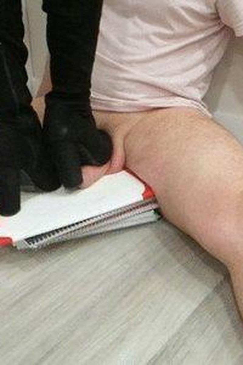Sofia Trampling His Balls - Screenshot 1 of 4 - Boots Ballbusting