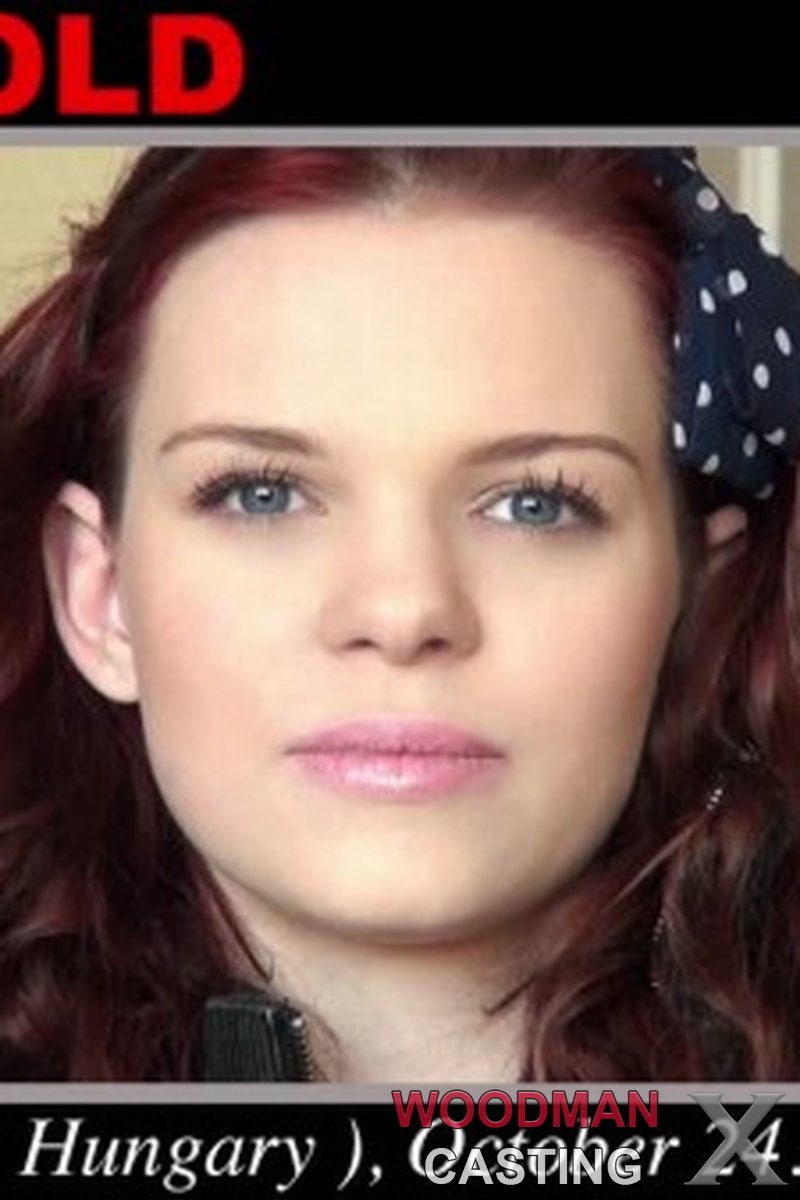 Sissy Gold Casting - Screenshot 1 of 4 - Adorable