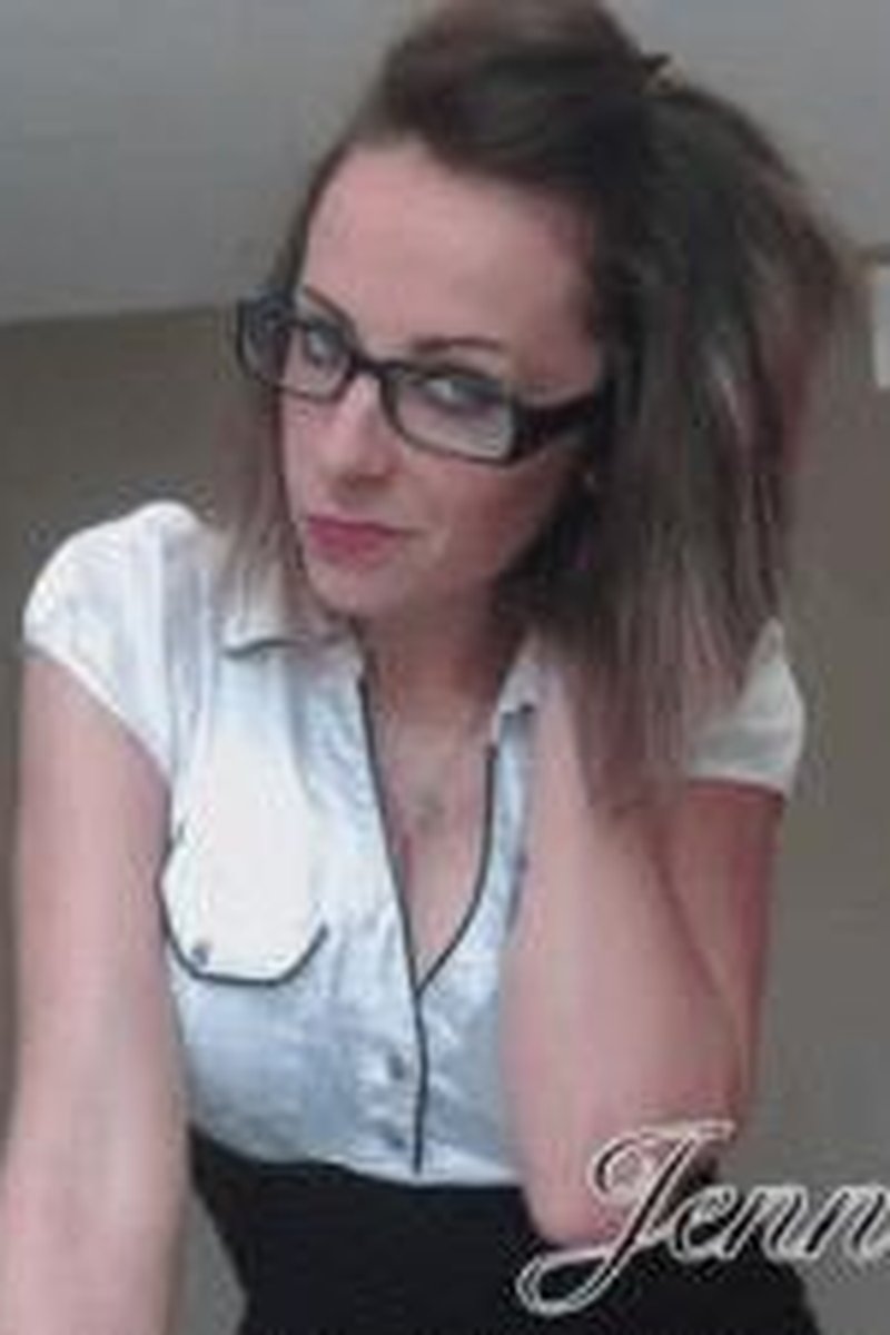 Riding Papi - Screenshot 1 of 4 - BBC