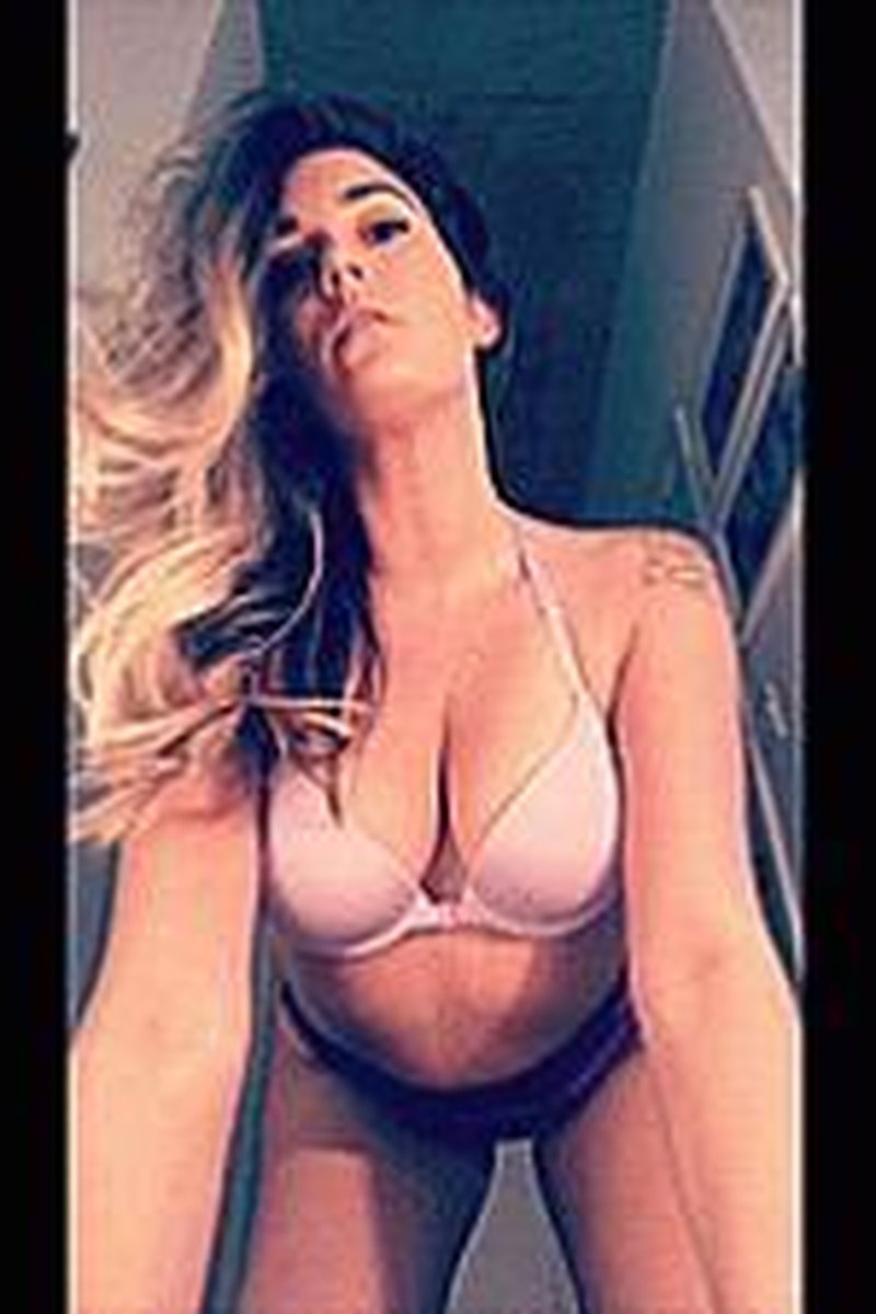 Cuckold Affirmations - Screenshot 1 of 4 - Cuckolding