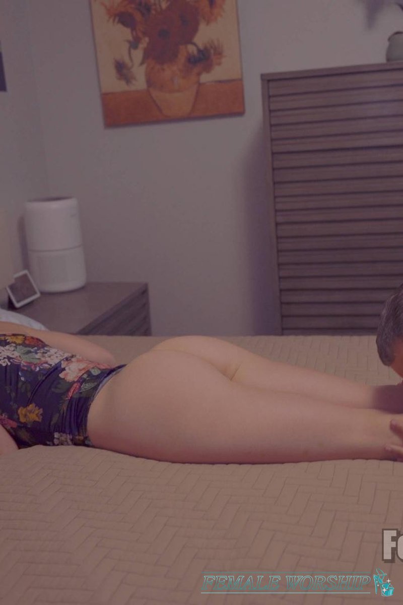 #590 - Screenshot 1 of 4 - Maddy Haze